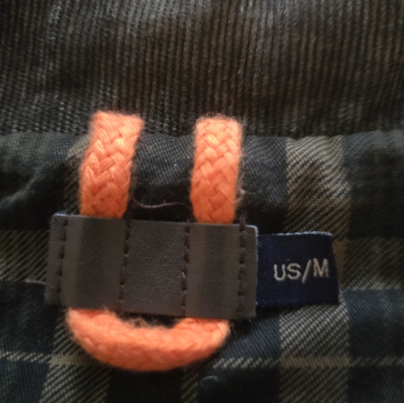 Snappy Shacket - Picture 4 of 7